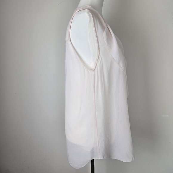 Aritzia BABATON Ainsley Silk Sleeveless Blouse - Picture 4 of 8